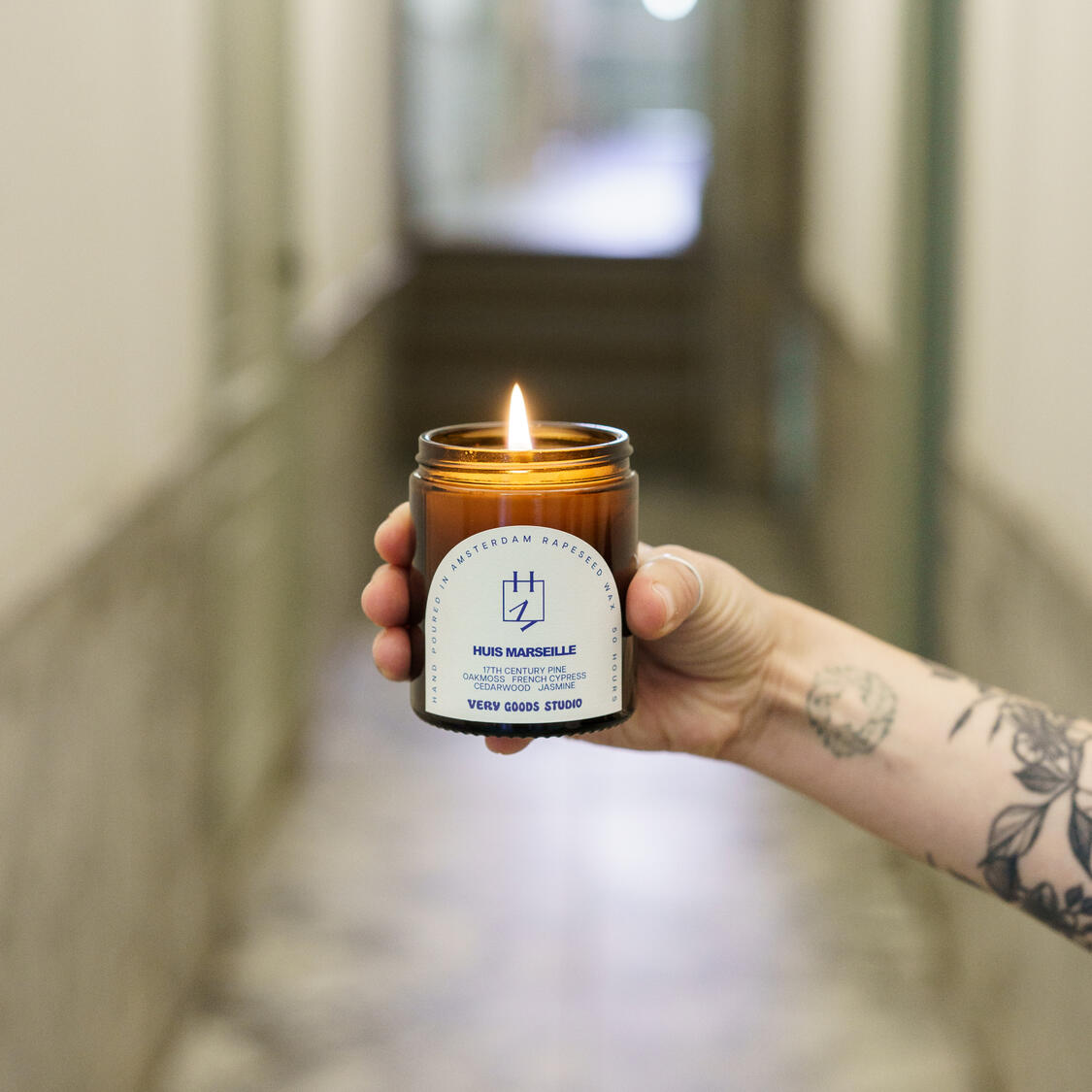 I made a Huis Marseille Scented Candle using actual 17th century pinewood