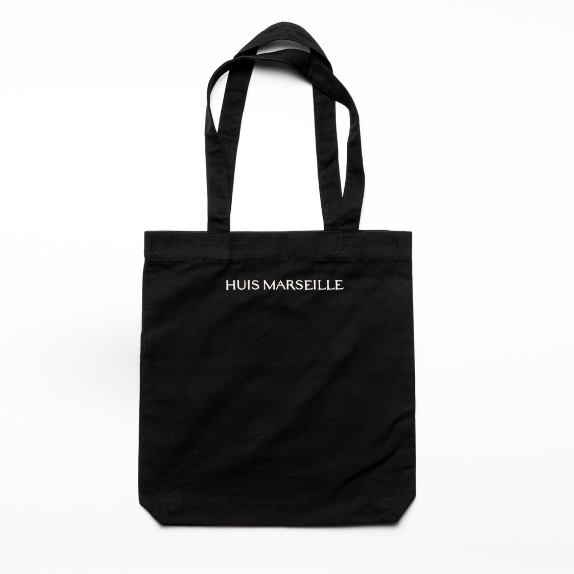 I made the Huis Marseille embroidered Tote