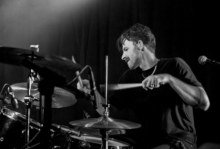 Photo by Martsen Hut